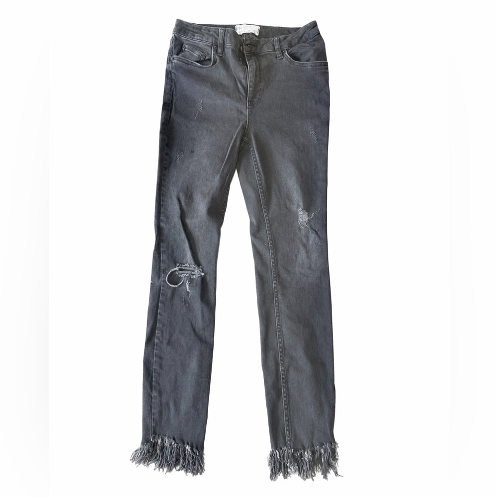 Free People Stylish Gray Distressed Jeans